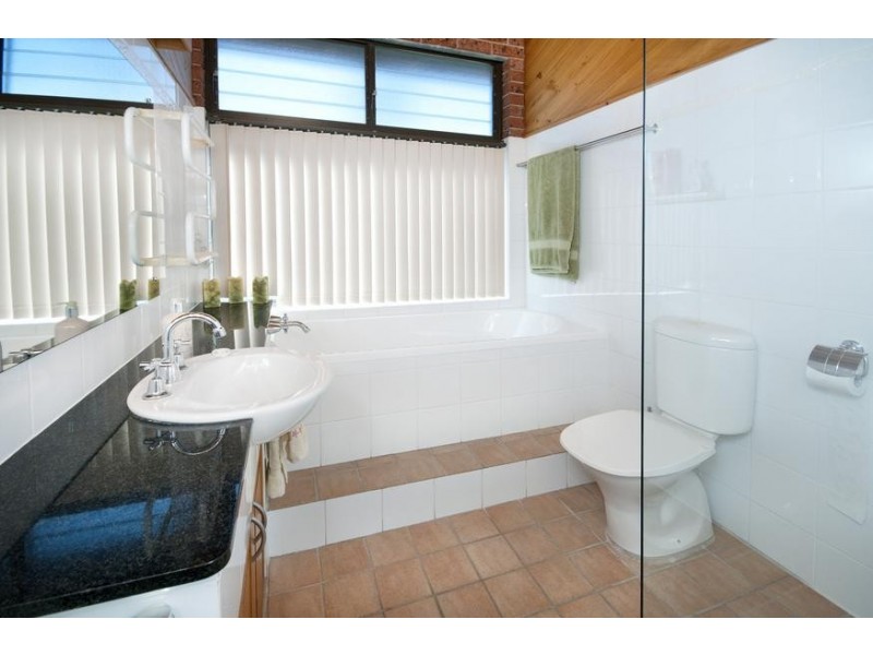 3 The Quarterdeck, Carey Bay NSW 2283