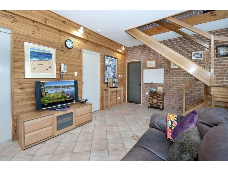 3 The Quarterdeck, Carey Bay NSW 2283