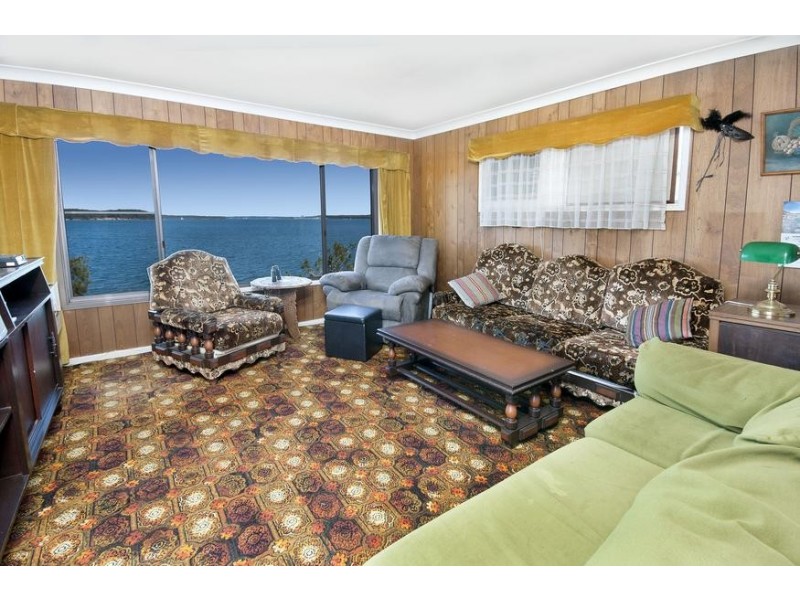 136 Dobell Drive, Wangi Wangi NSW 2267