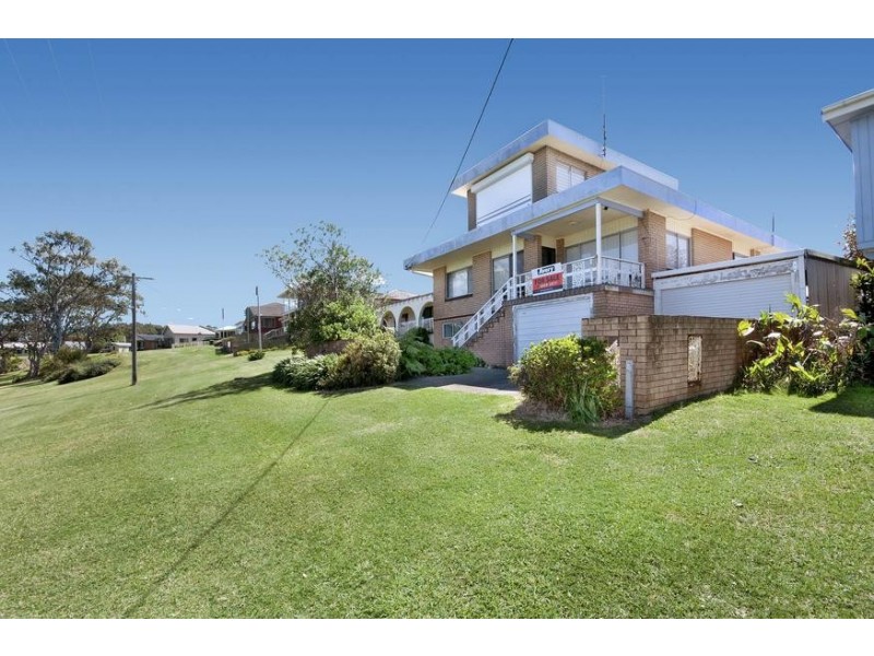 136 Dobell Drive, Wangi Wangi NSW 2267
