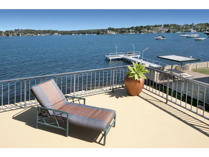 106 Sealand Road, Fishing Point NSW 2283