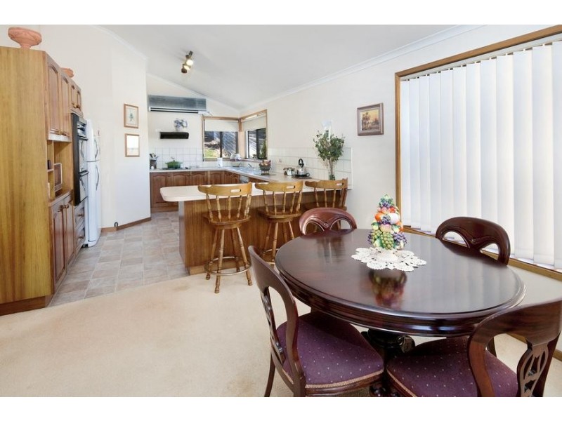 106 Sealand Road, Fishing Point NSW 2283