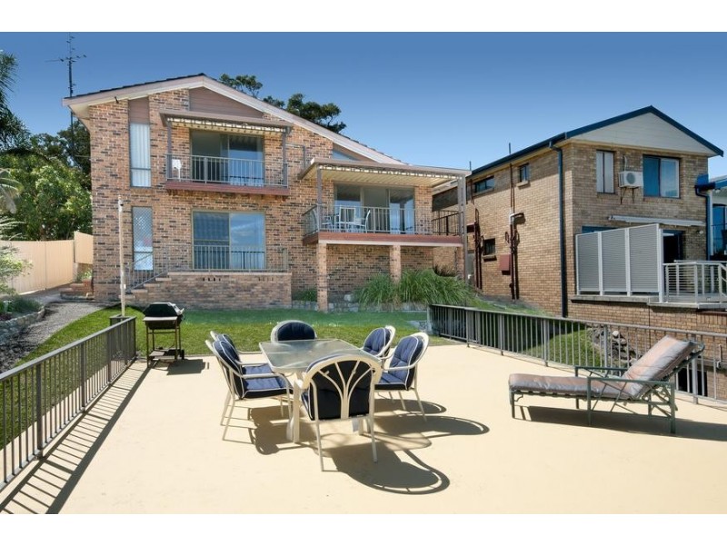 106 Sealand Road, Fishing Point NSW 2283