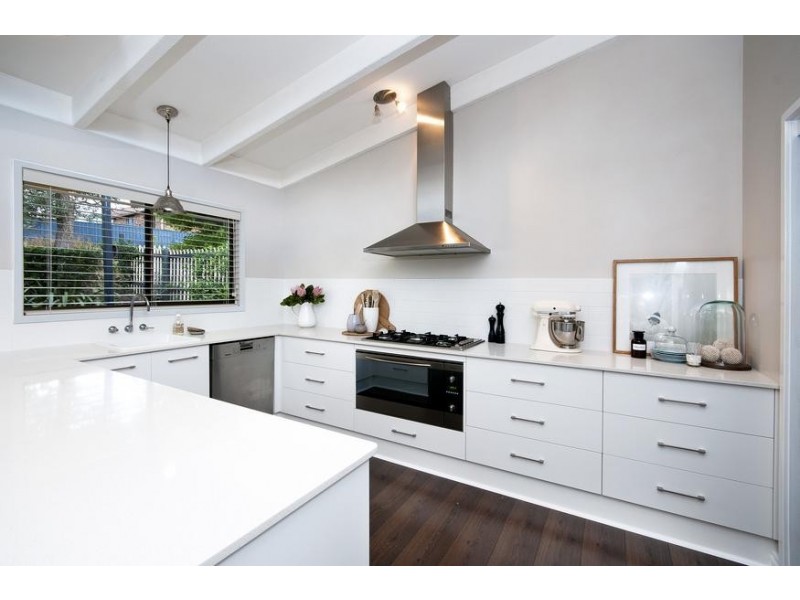 3 Wybalena Close, Kilaben Bay NSW 2283