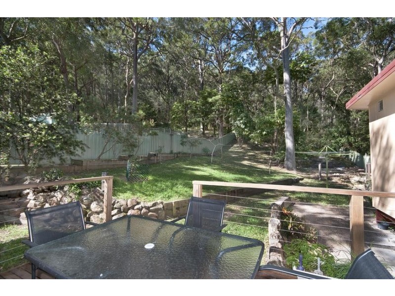 96 Coal Point Road, Coal Point NSW 2283