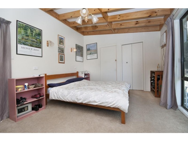 96 Coal Point Road, Coal Point NSW 2283