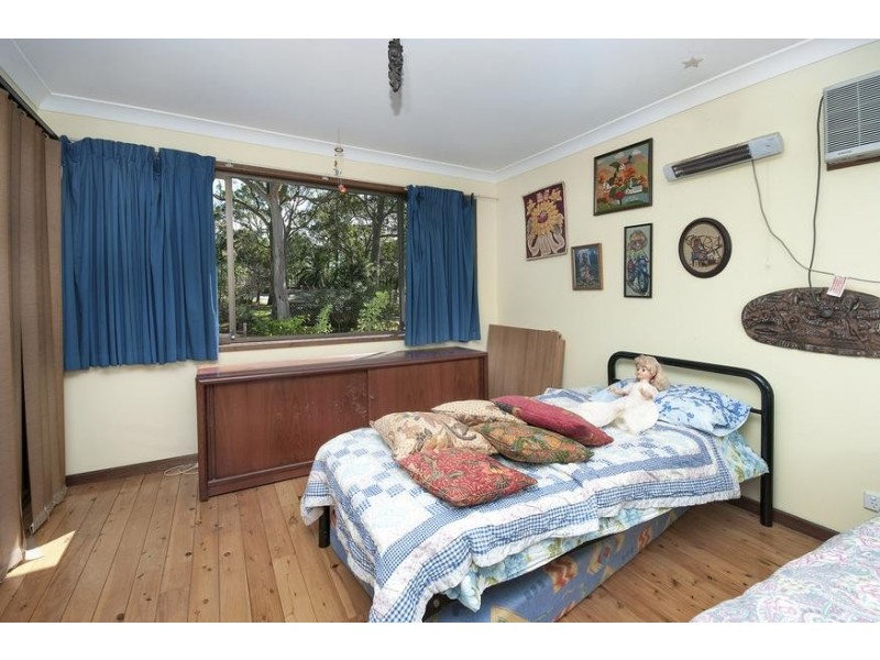96 Coal Point Road, Coal Point NSW 2283