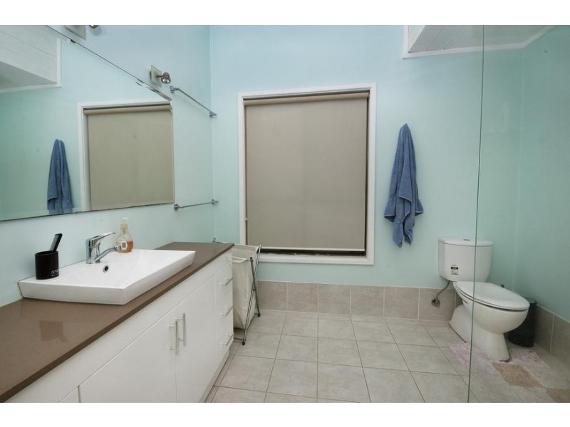 96 Coal Point Road, Coal Point NSW 2283