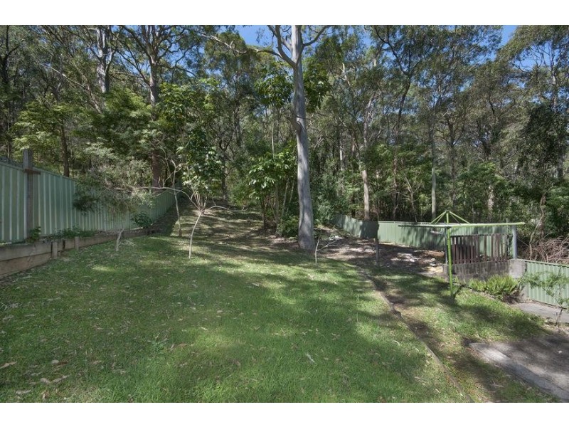 96 Coal Point Road, Coal Point NSW 2283