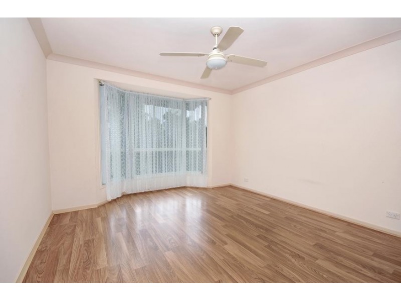 3 Azzura Close, Woodrising NSW 2284