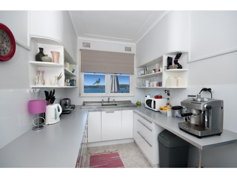 42 George Street, Marmong Point NSW 2284