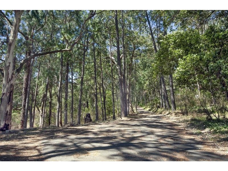 77 Coal Point Road, Coal Point NSW 2283