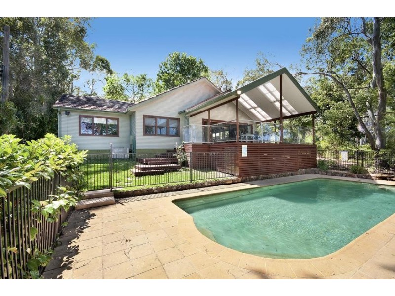 203 Coal Point Road, Coal Point NSW 2283