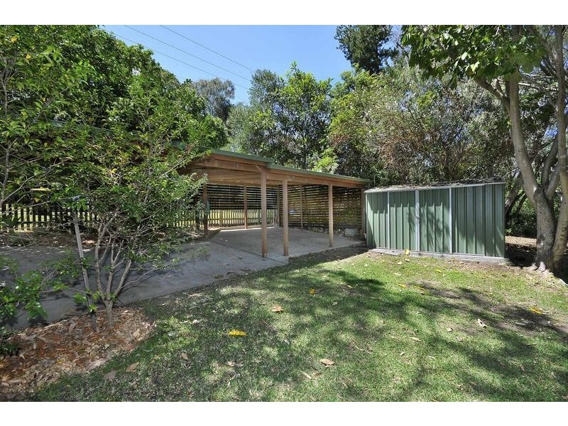 203 Coal Point Road, Coal Point NSW 2283