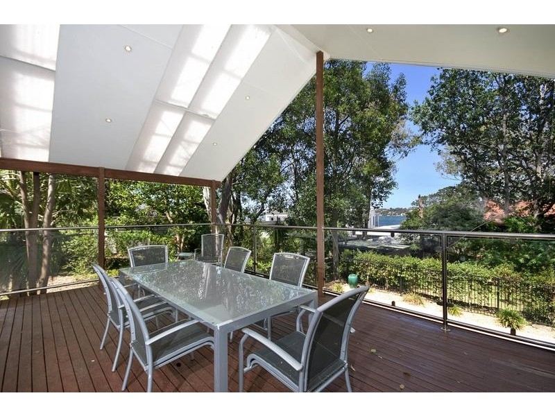 203 Coal Point Road, Coal Point NSW 2283