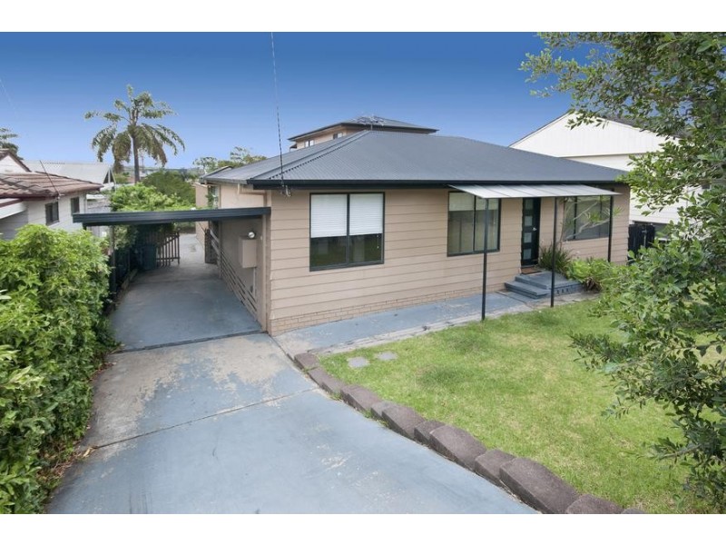 30 Carlisle Row, Fishing Point NSW 2283