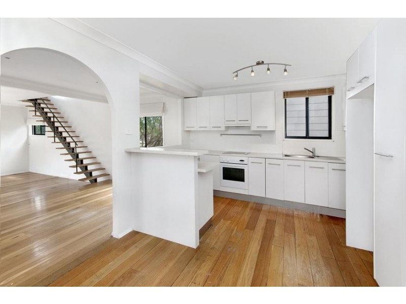 30 Carlisle Row, Fishing Point NSW 2283