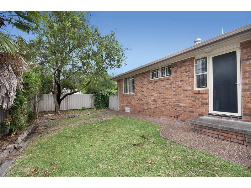 7/4 Delta Close, Eleebana NSW 2282