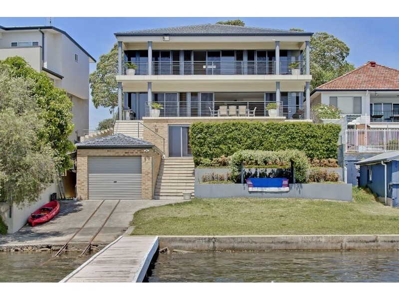 9 Alexander Parade, Arcadia Vale NSW 2283