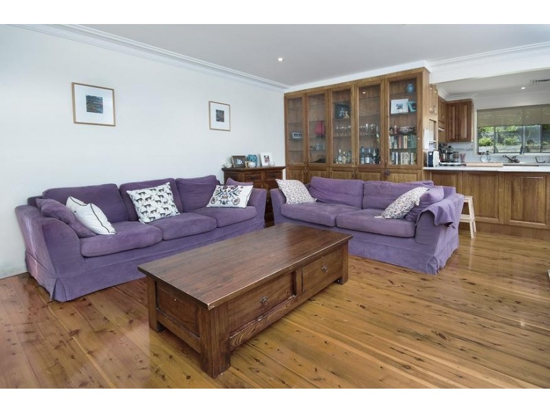 132 Coal Point Road, Coal Point NSW 2283