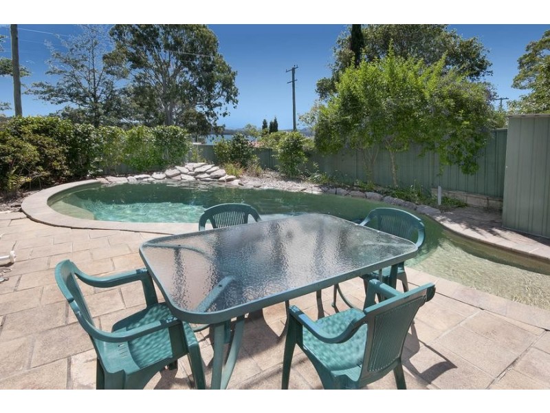 132 Coal Point Road, Coal Point NSW 2283