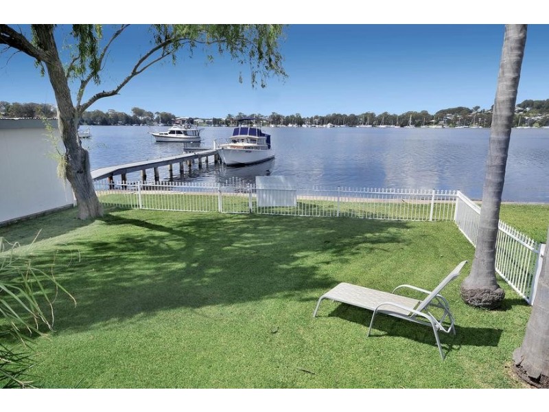 83 Alexander Parade, Arcadia Vale NSW 2283