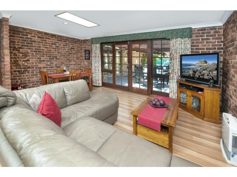 74 Jarrett Street, Kilaben Bay NSW 2283