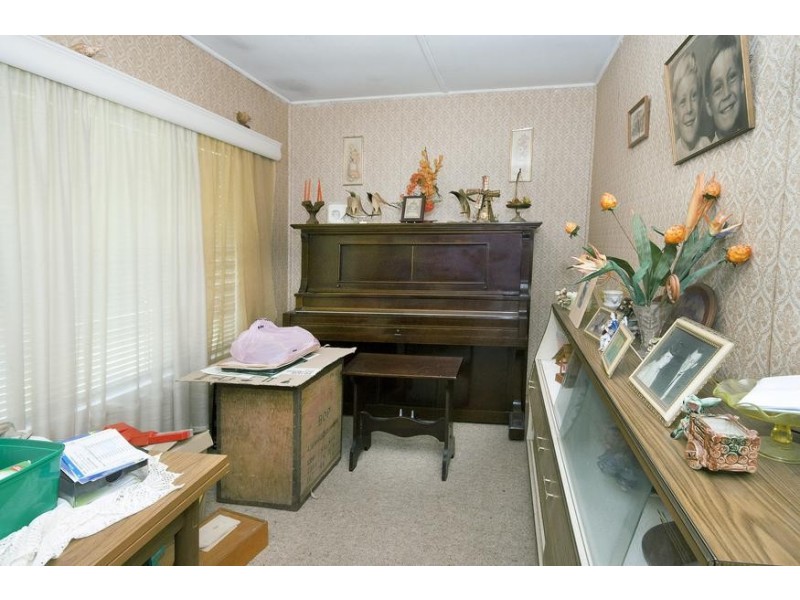 27 Charles Street, Blackalls Park NSW 2283