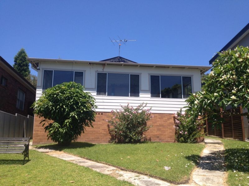 12 Skye Point Road, Coal Point NSW 2283