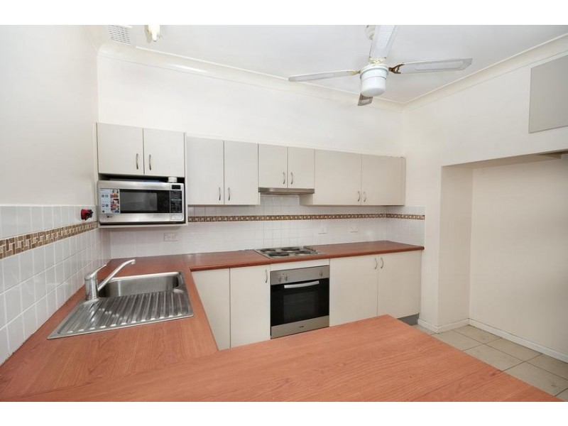 2A Fallside Street, Fishing Point NSW 2283