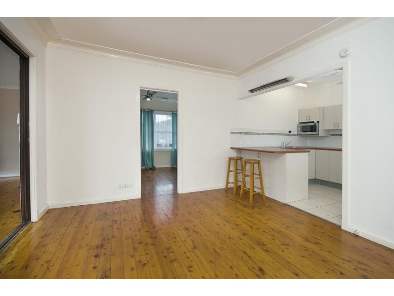 2A Fallside Street, Fishing Point NSW 2283