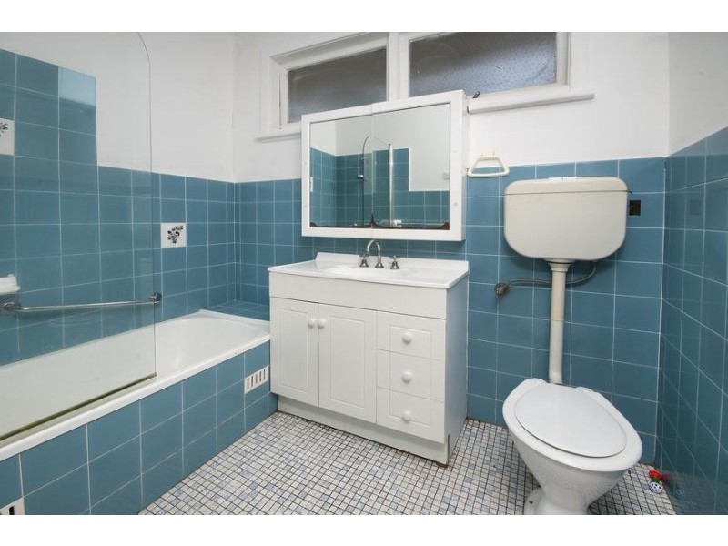 2A Fallside Street, Fishing Point NSW 2283