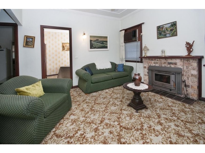 74 Thorne Street, Toronto NSW 2283