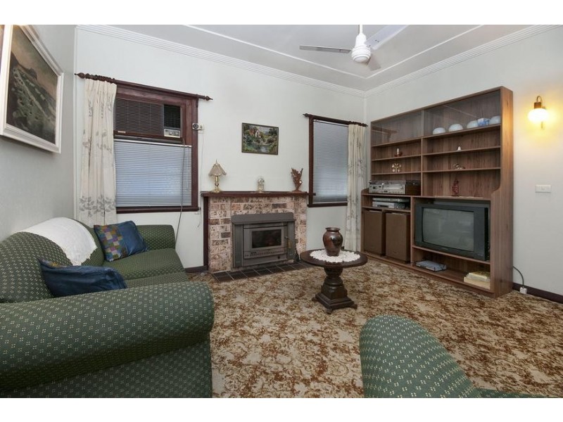 74 Thorne Street, Toronto NSW 2283