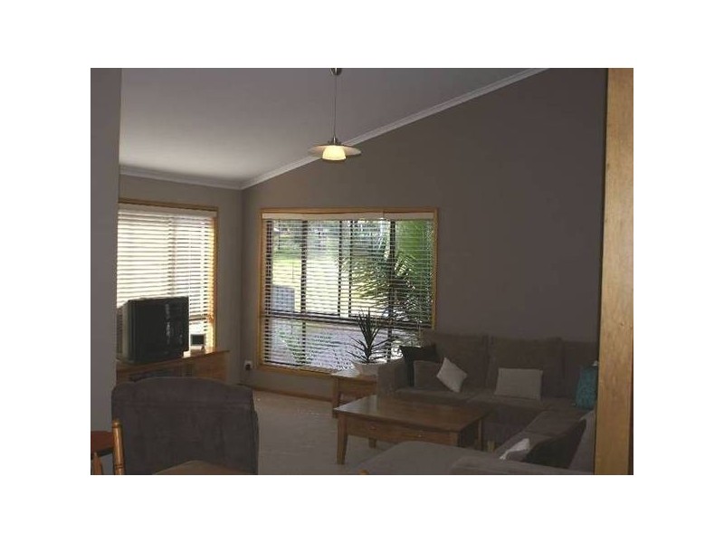 89 Rosemary Row, Rathmines NSW 2283