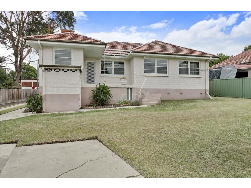 10 Marmong Street, Booragul NSW 2284