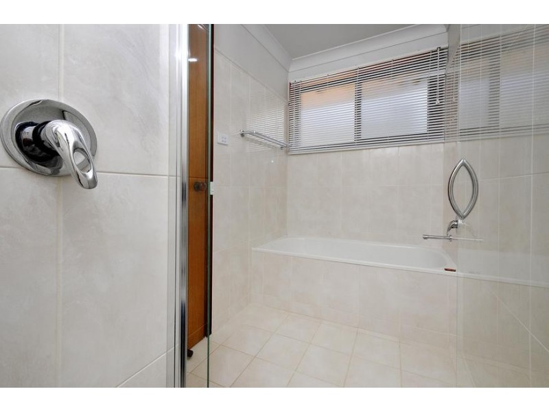 25 Grant Road, Coal Point NSW 2283