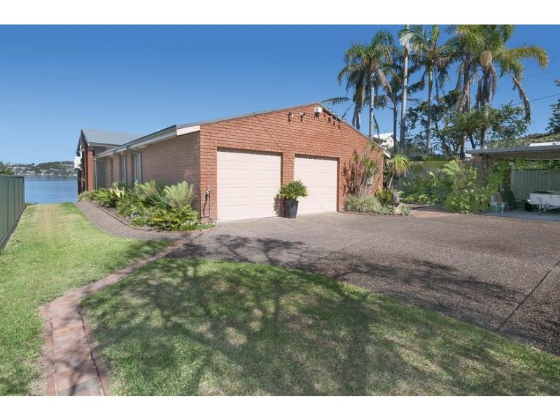 25 Grant Road, Coal Point NSW 2283