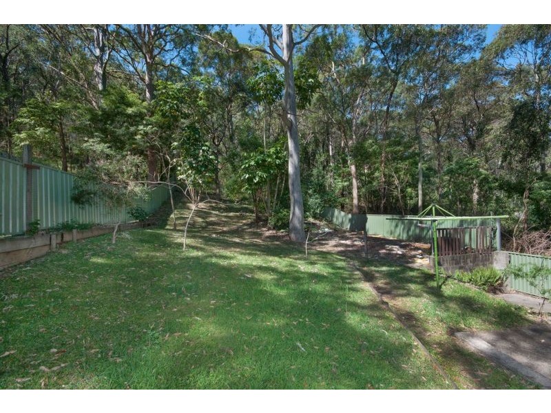 96 Coal Point Road, Coal Point NSW 2283
