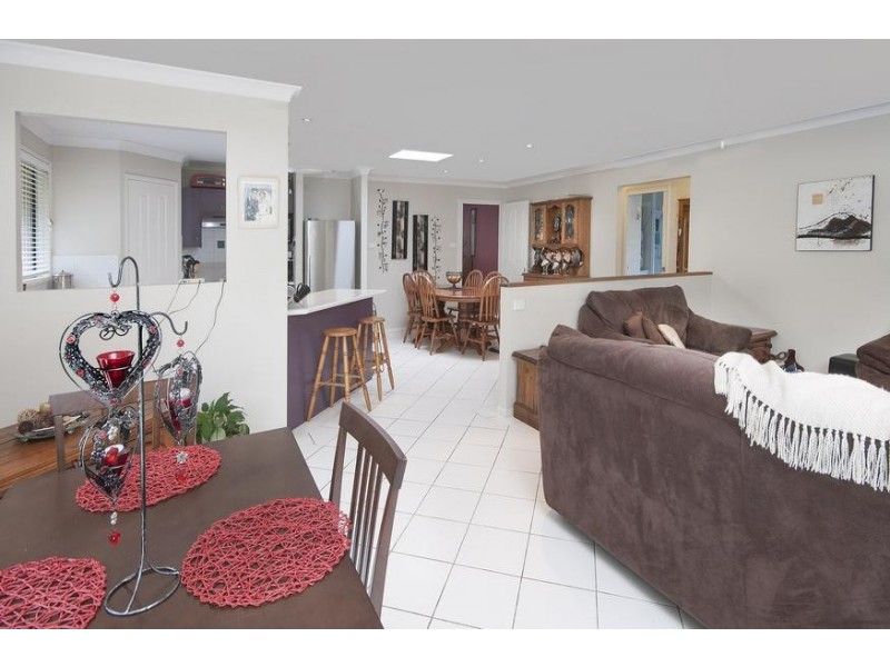 31 Oakhampton Court, Toronto NSW 2283