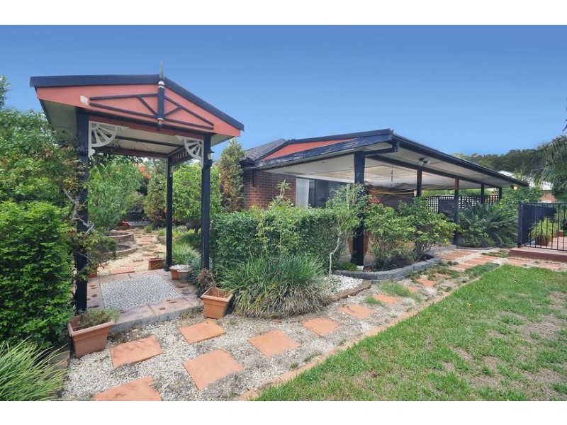 31 Oakhampton Court, Toronto NSW 2283