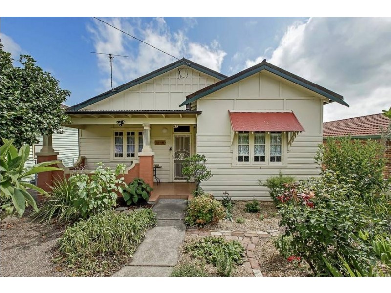 127 The Boulevarde, Toronto NSW 2283