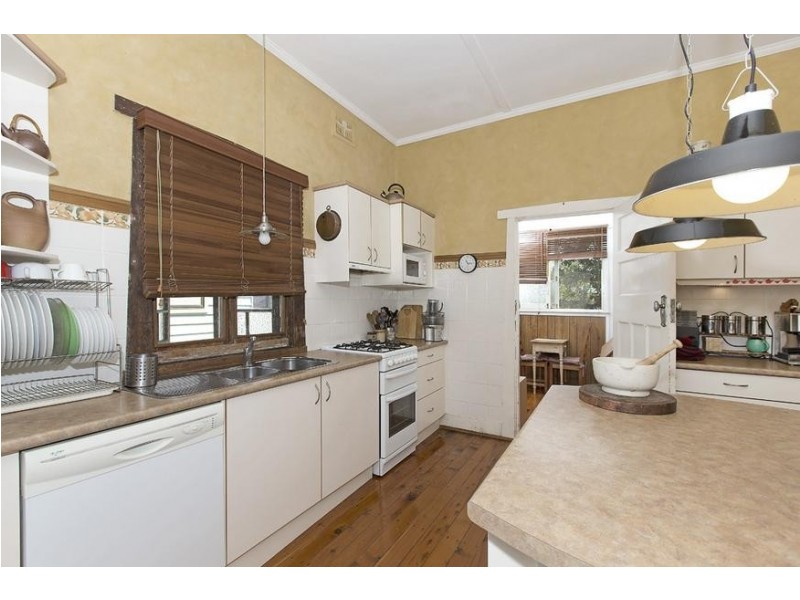 127 The Boulevarde, Toronto NSW 2283