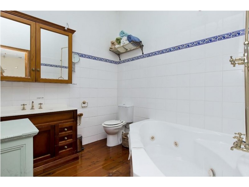 127 The Boulevarde, Toronto NSW 2283