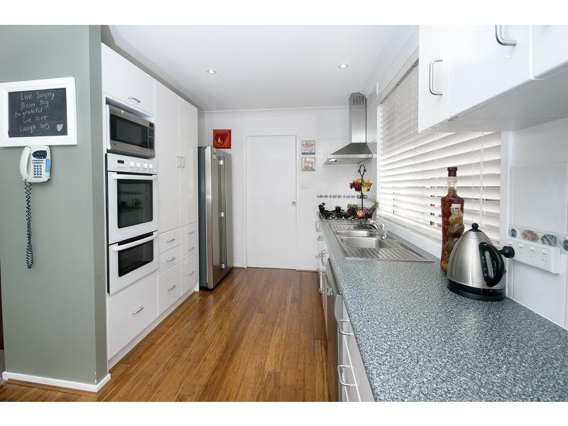 5 Claret Ash Close, Toronto NSW 2283