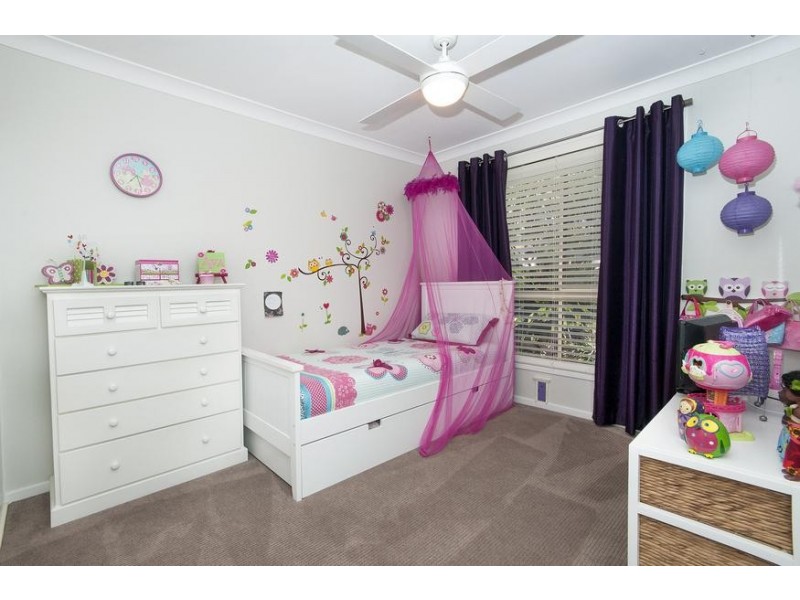 5 Claret Ash Close, Toronto NSW 2283