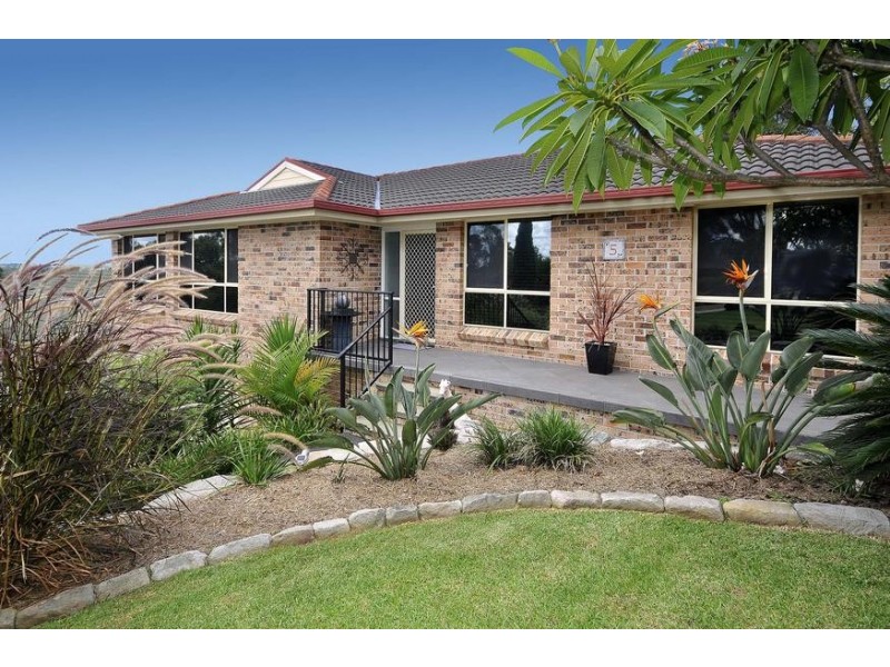 5 Claret Ash Close, Toronto NSW 2283