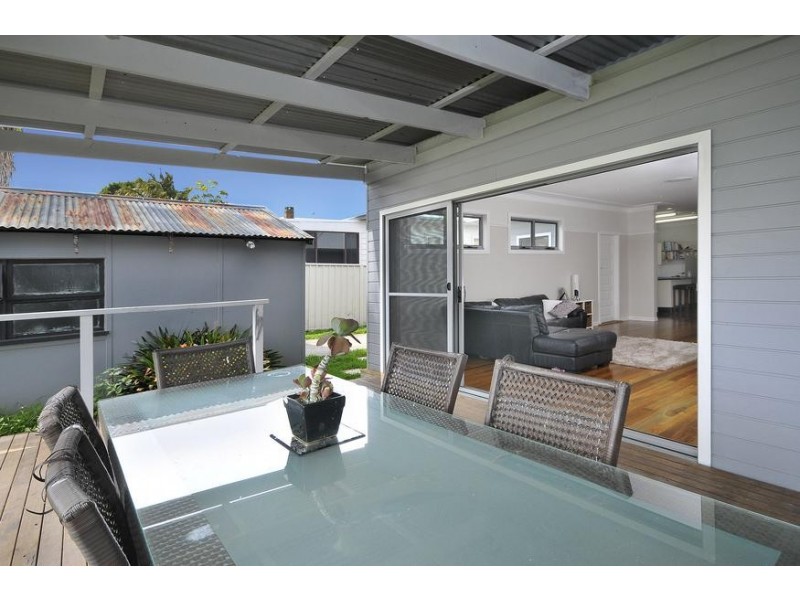 9 Margaret Street, Fennell Bay NSW 2283