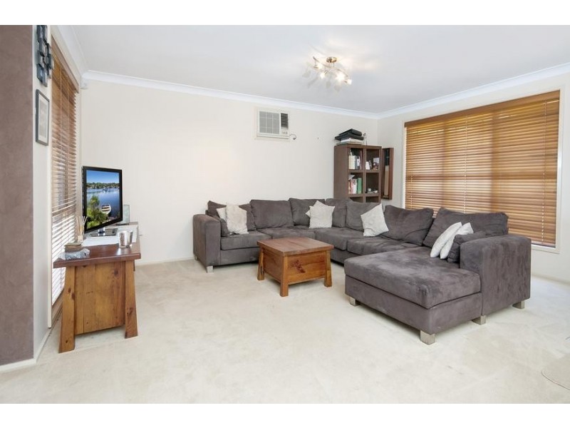 7 Peppertree Circuit, Toronto NSW 2283