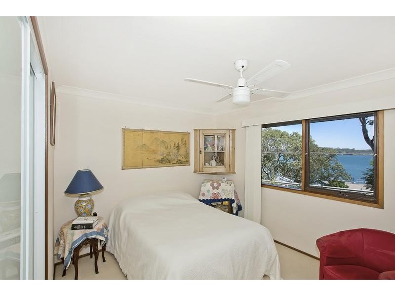 1 Sealand Road, Fishing Point NSW 2283